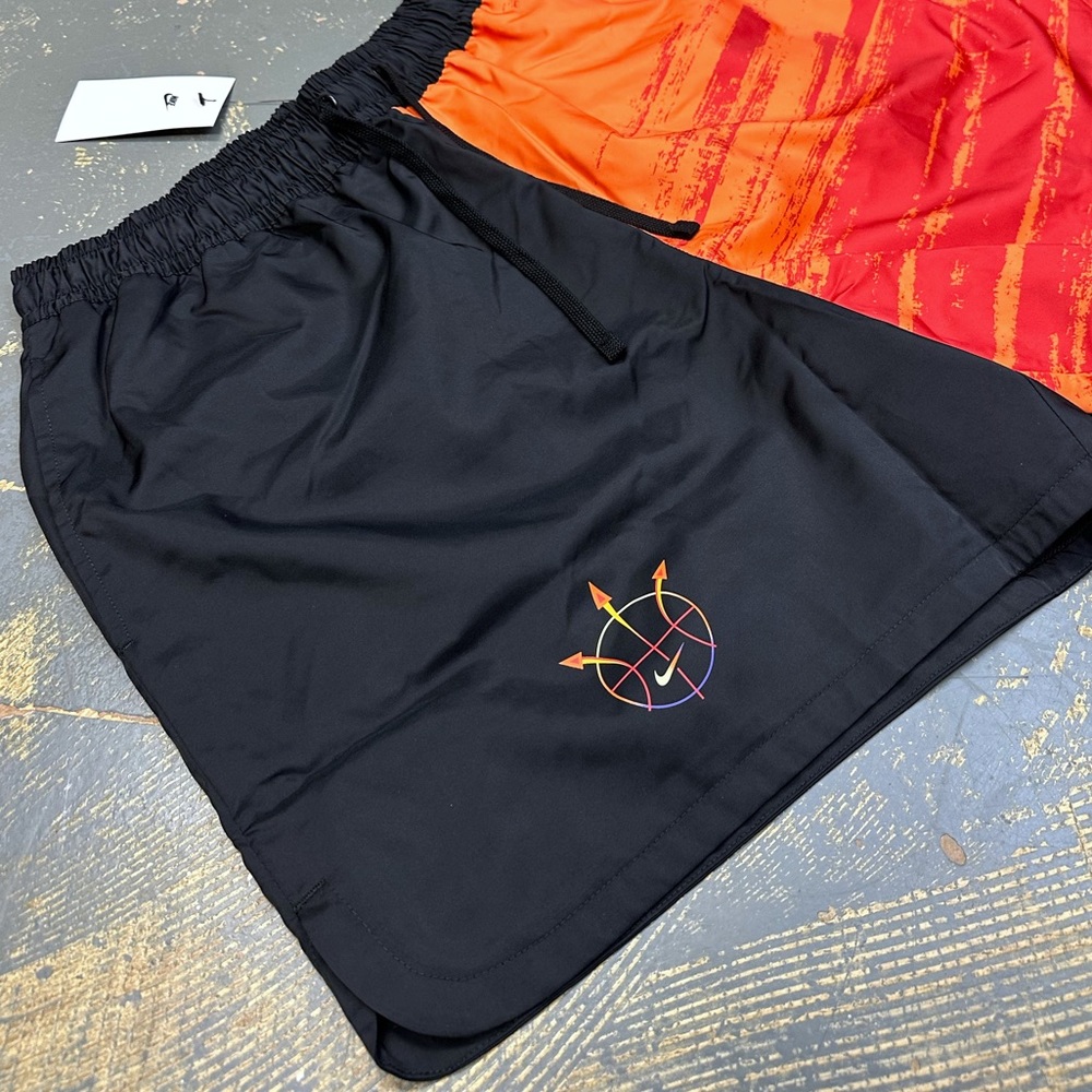 Nike Woven Flow Sportswear Shorts Woven Black Orange DV9605-010 XL Essentials - Picture 5 of 13